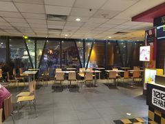 -麦当劳(哈西万达店)