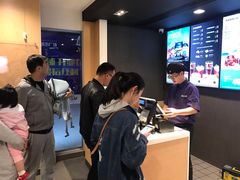 -麦当劳(政通路店)