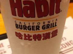 -The Habit Burger Grill 哈比特汉堡(复兴soho店)