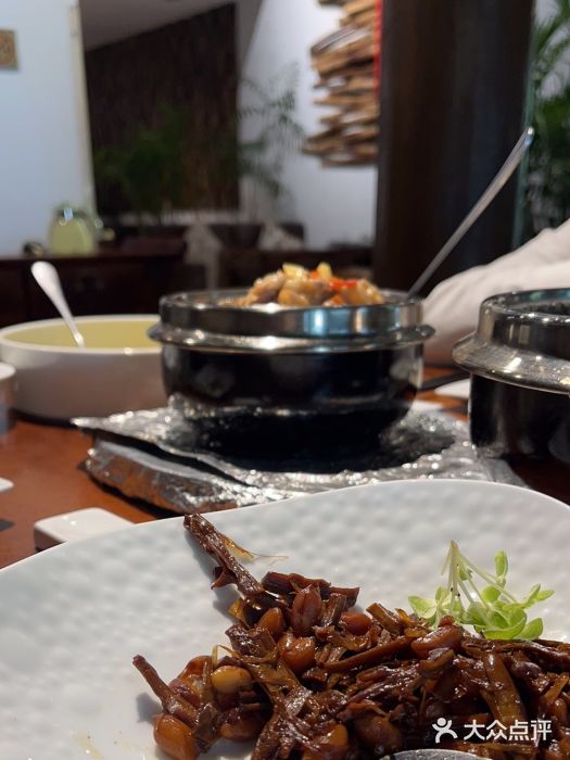 山外山·林语花园餐厅图片