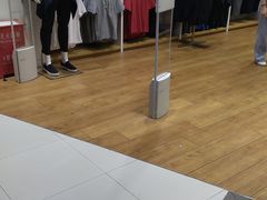 -优衣库(上海正大广场店)