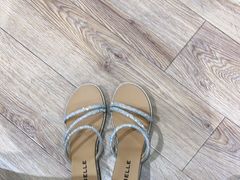 -BeLLE 百丽(上海月星环球港店)