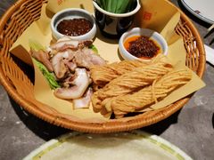 -闫府私房菜·百年鲁菜(恒隆店)