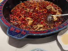 -何师傅美蛙鱼头(汉街店)