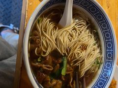 -沪西老弄堂面馆(定西路店)