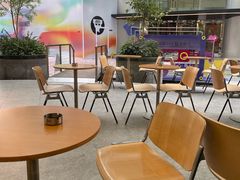 -M Stand(上海人民广场来福士店)