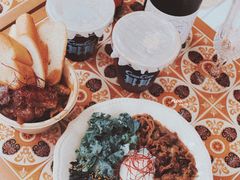 -CowCow其其·牛杂咖啡公司(六运店)