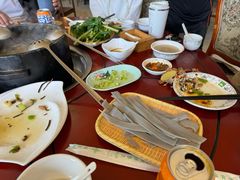-鲁朗纳麦石锅鸡庄园
