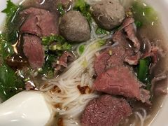 牛丸粿条汤-抖牛白塔牛肉粿条汤(水围店)