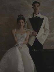 -角色婚纱摄影(中心店)