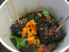 -黑色经典臭豆腐·湖南特产(步行街店)