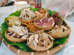 -菌海森林·非遗野生菌火锅(西山区滇池路摩根道店)