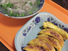 -老新隆牛肉锅贴(新街口店)
