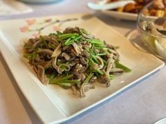 芫爆肚丝-峨嵋酒家(地安门店)