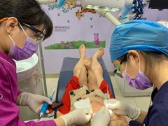 -瑞尔齿科(颐堤港诊所)