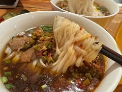 -矮子粉店1985·长沙米粉(湘春路店)