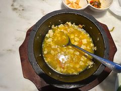 -大城小院饭店(博隆广场虹桥店)