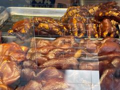 -老鼎万春卤菜(五代传承创始老店)