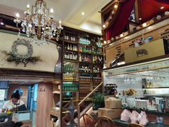 -玛格萝妮比萨屋(四平店)