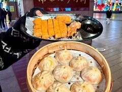 -馋三尺蟹粉小笼(人民广场店)