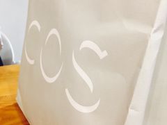 -COS(月星环球港店)