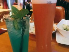 加州草莓-MR.ROCKY洛奇先生RESTAURANT&BAR(宝安壹方城店)