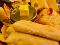 斯普汇经典餐前面包-斯普汇生蚝牛排馆(中骏世界城店)