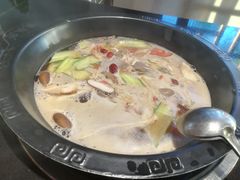 -宽板凳老灶火锅(簋街店)