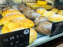 红糖杏仁-仙峰天然面包(迎宾路店)