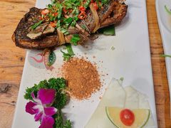 -老滇山寨•云南特色菜•地方菜•民族风情歌舞表演(金碧店)