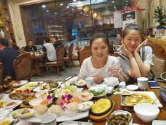 -青瓦餐厅·生鱼片·韩园烤肉(西塔店)