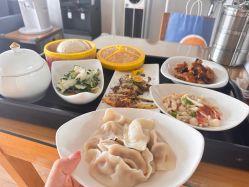 -爱陪伴尊享月子中心(国际店)