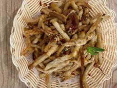 -江城燕子大排档(江汉路步行街店)