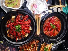 -何师烧烤·香辣蟹·川菜·30年老品牌(太古里旗舰店)