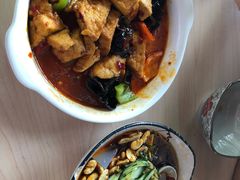 -天天向上素食餐厅(五台山店)