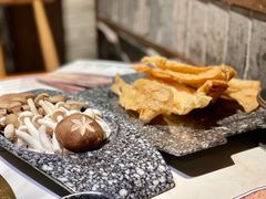 -新哥老官·畅吃123·美蛙世界(苏宁广场店)