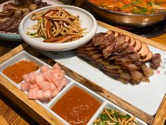 -亮欢寨酸汤鱼(沙冲路店)