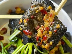 -黑色经典臭豆腐·湖南特产(坡子街店)