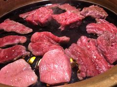 -炼火烤肉店