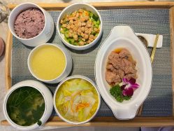 -安雅国际月子会所(拱北森宇富通店)