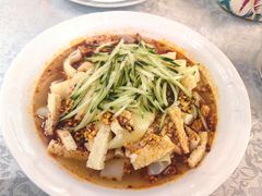 -汗腾格里·风味餐厅(新疆驻京办店)