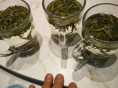 -红灯笼大酒楼(通湖路店)