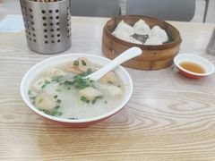 -珊珊小笼馆(仙霞路店)
