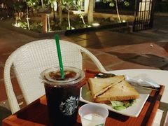 -星巴克臻选(广州沙面店)