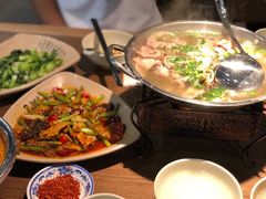 -肖四女乐山跷脚牛肉(世博源店)