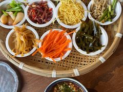 -包整·丝娃娃(一览甲秀楼风景店)