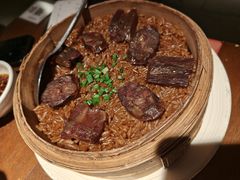 腊味蒸饭-乔街深夜食堂·台州菜·高压锅生蚝(杭州总店)