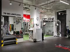 -汗水空间私教健身连锁(SM广场店)