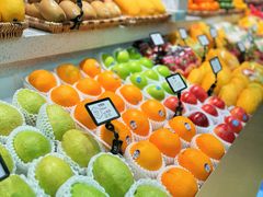 -每日新鲜水果吧(芮欧百货店)