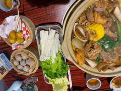 -沙胆彪炭炉牛杂煲(上海日月光广场店)